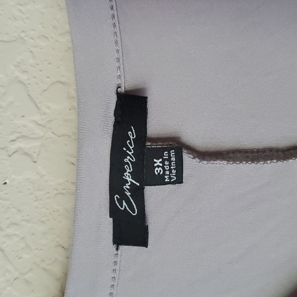 Emperice 3X soft gray top - Picture 3 of 9
